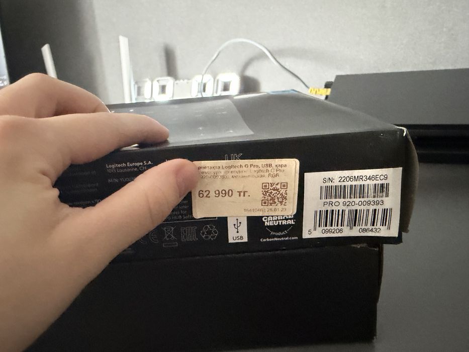 Клавиатура Logitech g pro