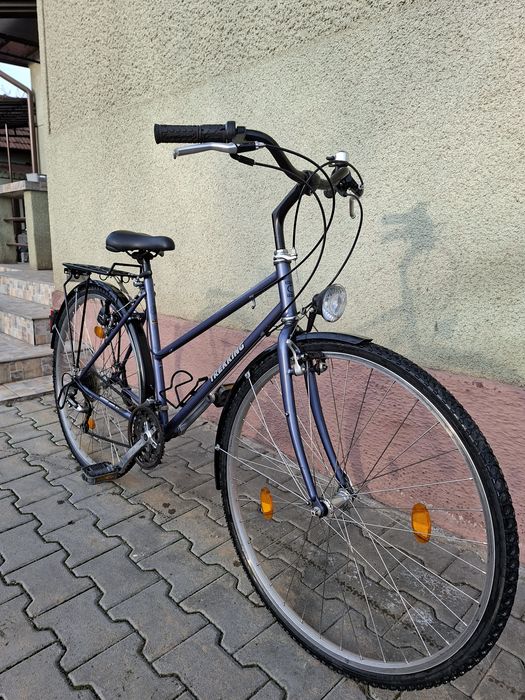 Bicicleta dama Trekking 21 viteze, roti 28