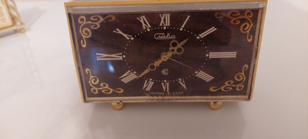 Часы настольные времен СССР
