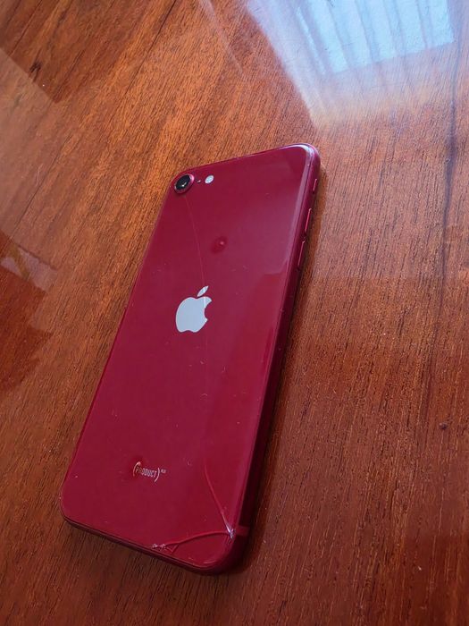 Iphone SE 3 64 GB Red