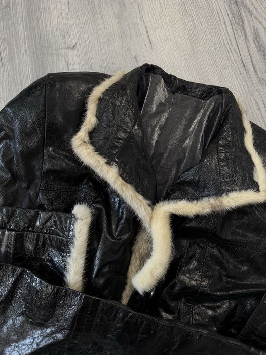 Продам кожаный плащ