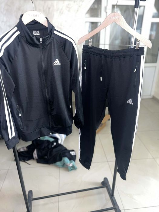 Treninguri si adidasi pret mic calitate foarte buna