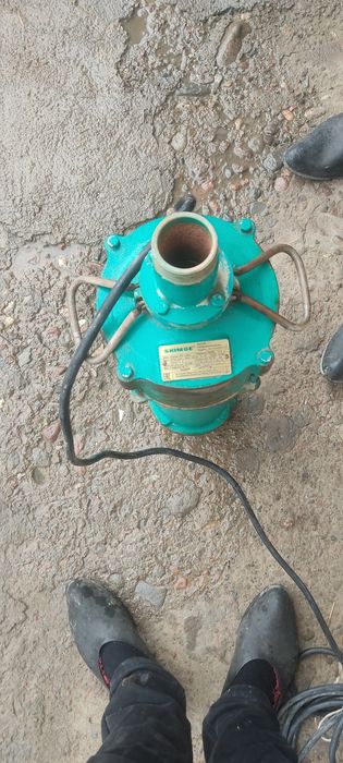 Suv nasos yaxshi holatda uzoqlik400 balandlik 50