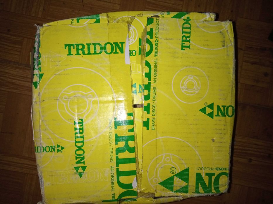 Спирачни дискове Tridon / Triscan предна ос за Ford Transit