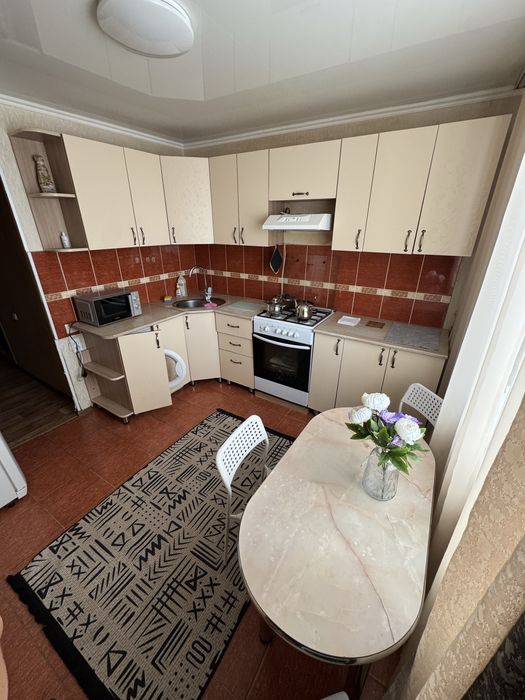 Сдам 2 х ком квартиру