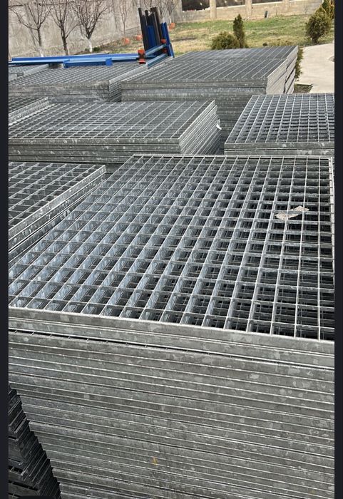 Gratare zincate metalice