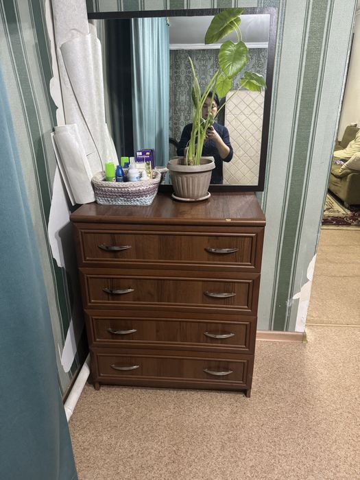 Продам спальный гарнитур