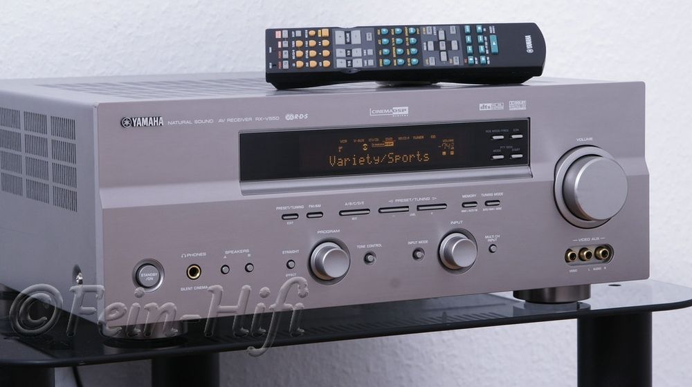 Yamaha RX-V550 .