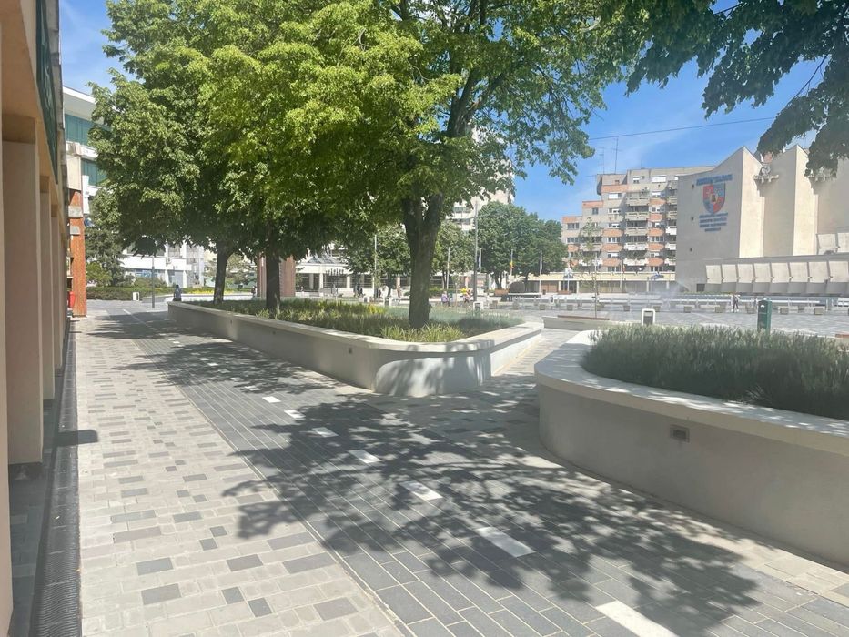 Spatiu comercial de inchirat ultracentrala- Platou Consiliu Judetean