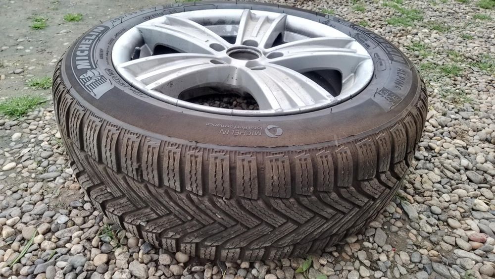 Cauciucuri de vanzare