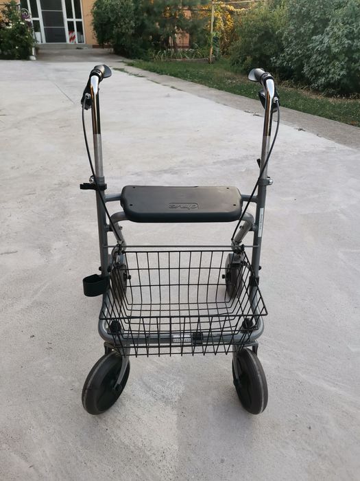 Cadru mobil cu suprafață de sprijin