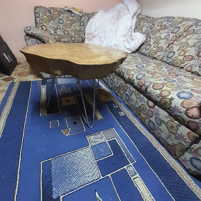 Продам журнальный столик