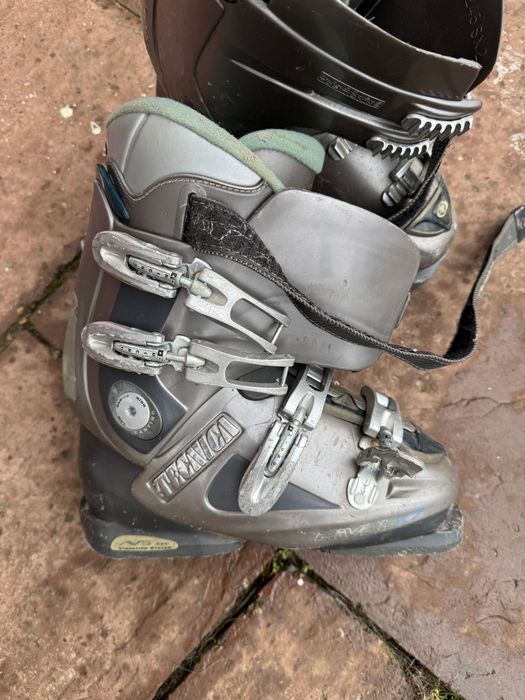 Schi uri și clăpari copii