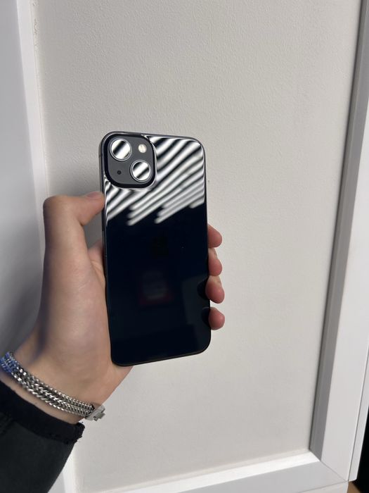 Продам Iphone 13 128gb