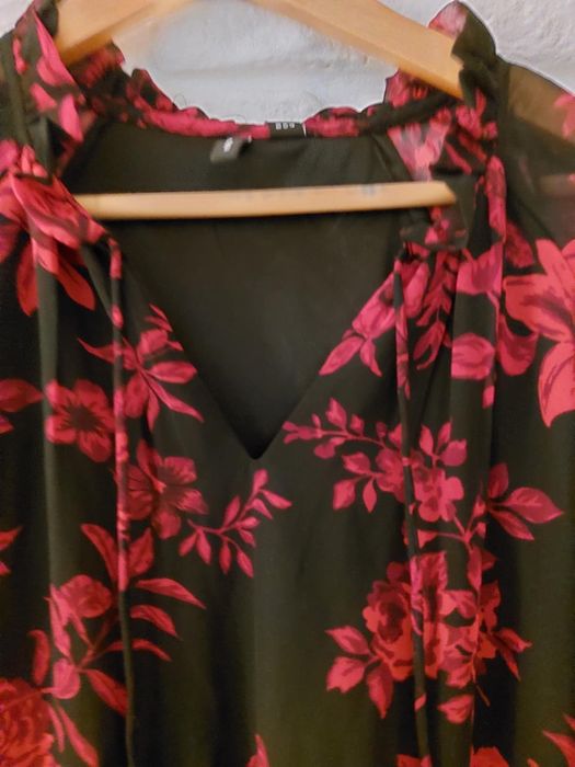 Продавам нови рокли