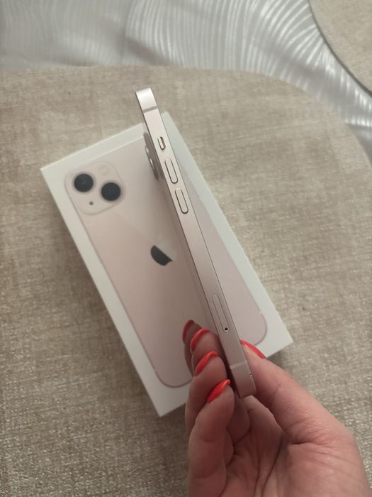 телефон Iphone 13