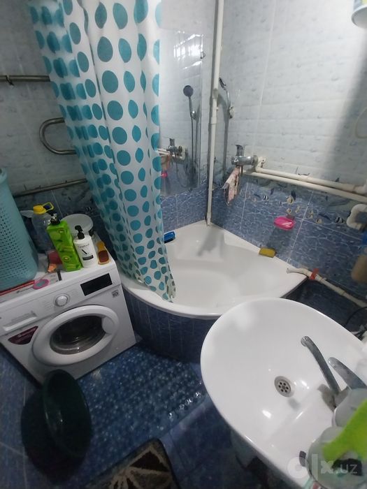 Uy sotiladi qashqadaryo vil qarshi shahar 3mikro rayon gor addel oldi