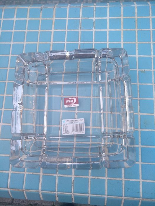 Пепельницы 2 шт,новые