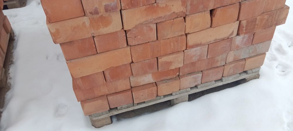 Кирпичи продам,новый отличный облицовочный