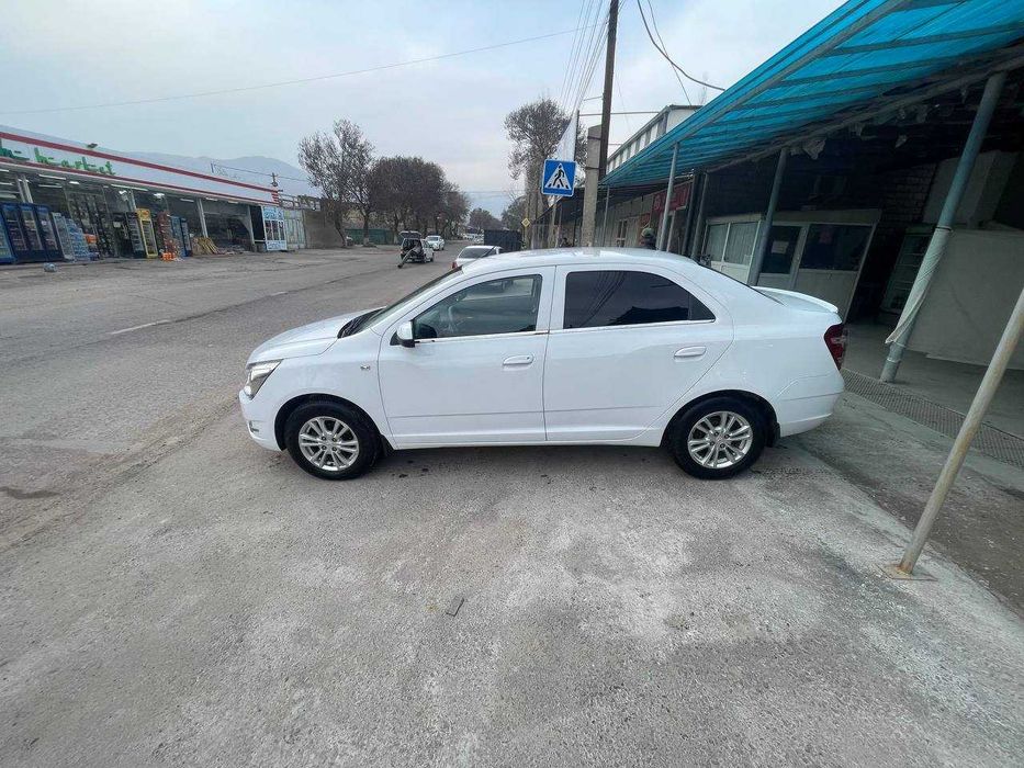 Продаётся Cobalt 2022 год