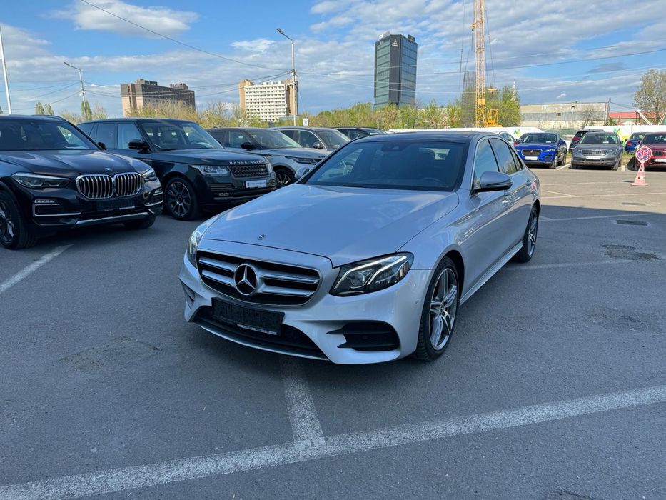 MERCEDES-BENZ E-Class 2018 — imagine 2