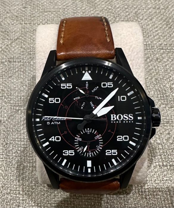 Часовник  Hugo Boss   Pilot edition