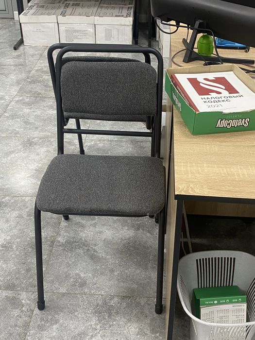 Стулья с мягкой обивкой