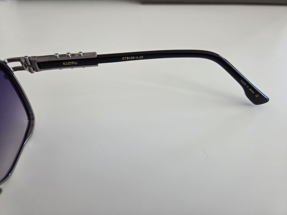 Ochelari Dita Kudru cu toc de piele inclus