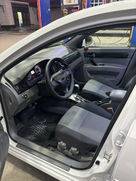 Chevrolet Gentra 2018 AT