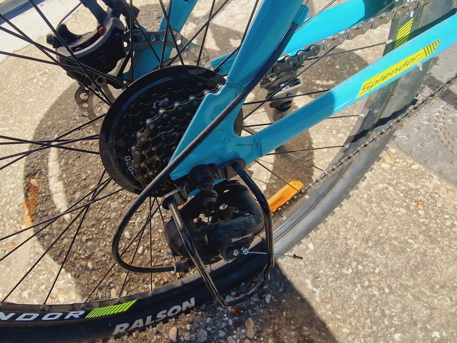 Bicicleta schimbator spate / fata Shimano, frane disc fata-spate
