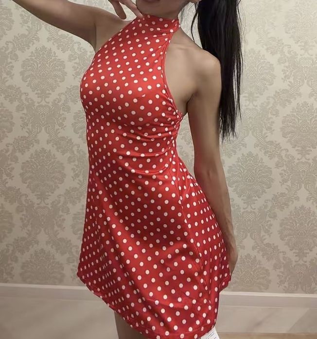 Новое платье в горошек