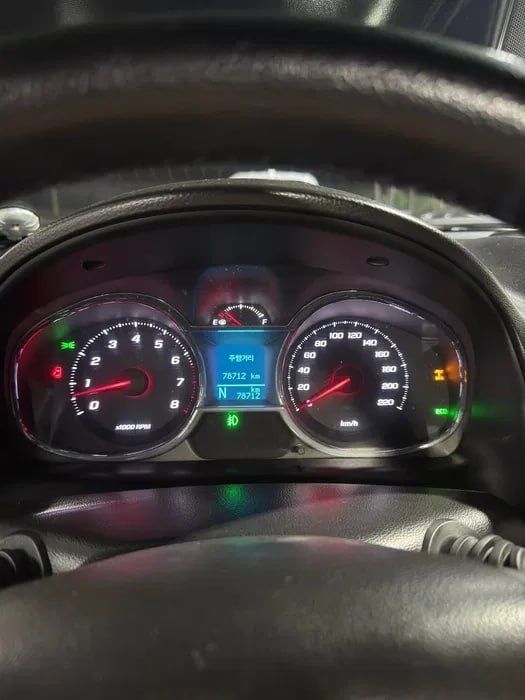Chevrolet Captiva 3 в отличном состоянии с объёмом двигателя 3.0