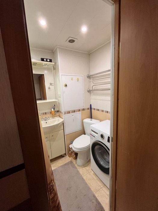 Сдам 2 комн Абылай хана 28