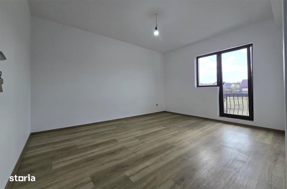 Capat CUG 2 camere D + gradina  40 mp + parcare Lunca Cetatuii