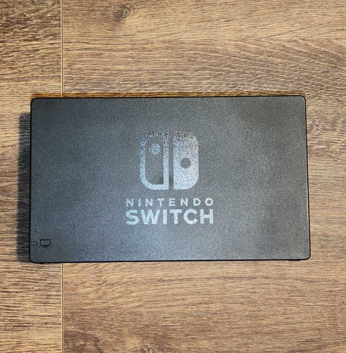 Nintendo Switch 1 + Zelda Breath of the wild + Чисто нов Калъф