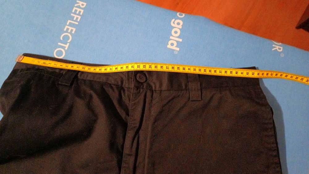 Pantaloni noi bărbați Esprit măsura 34 (46 EU)