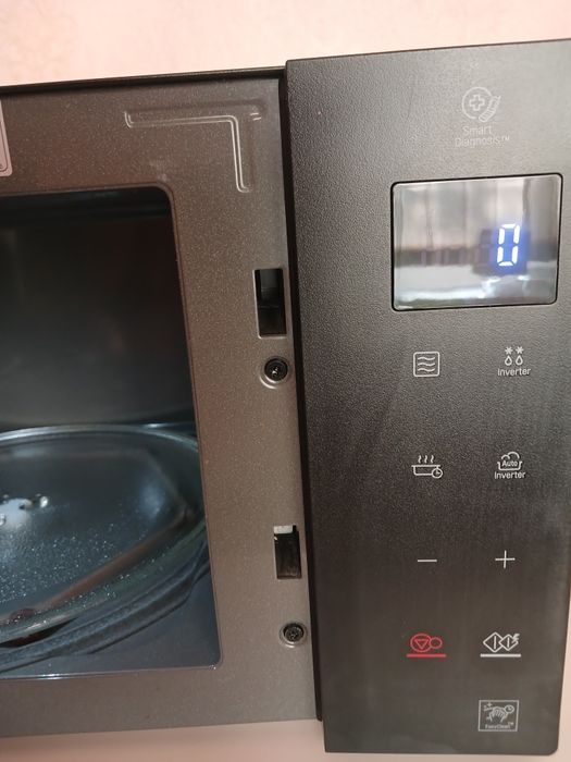 Микроволновка для кухни,в офис куда угодно