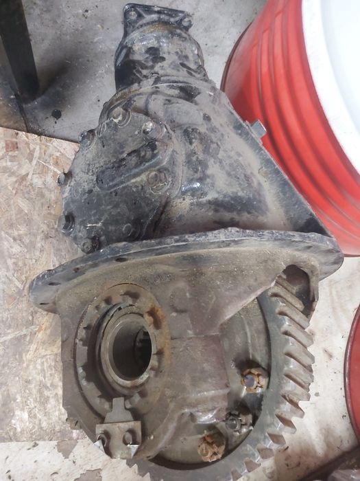 Редуктор заднего моста Зил