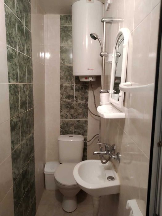 Дава се под наем Едностаен апартамент в Шумен, Център - 40 кв.м за 204 € - Снимка #5