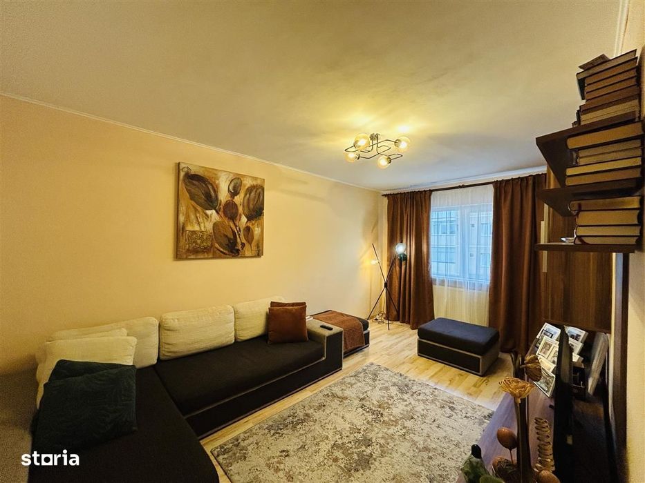 Ap decomandat cu 3 camere, 65 mp utili + pivniță 16 mp — fotografia 1