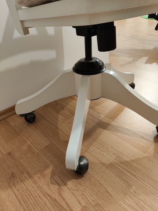 Scaun rotativ lemn masiv Knox Swivel desk chair