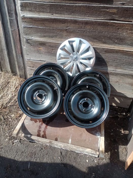 Продам диски на 15