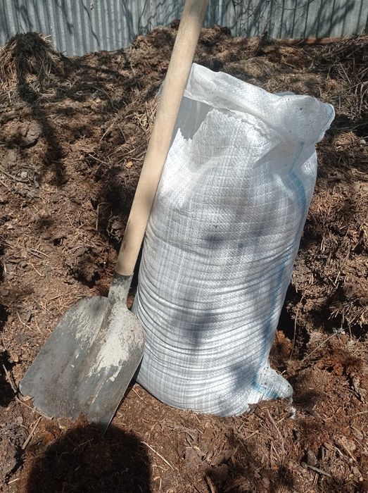 Навоз козий в мешках