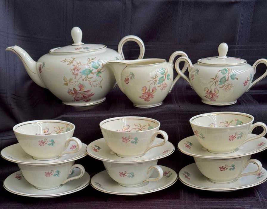 Винтидж сервиз за чай