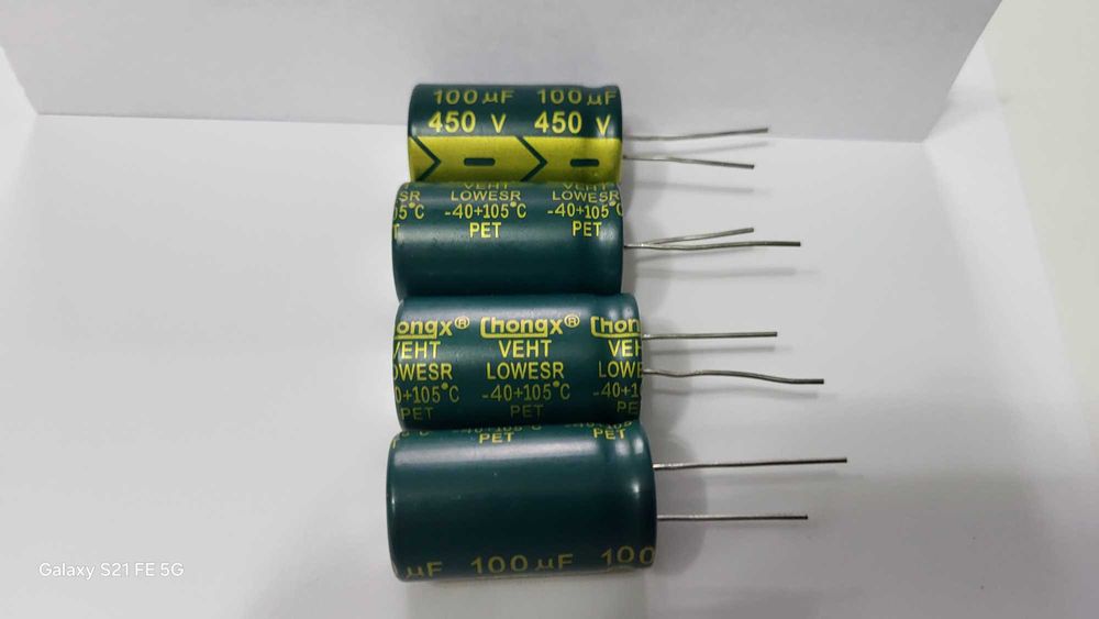 Condensator electrolitic Low ERS 100uF/450Vcc 18 X35 mm -40 -105 grade