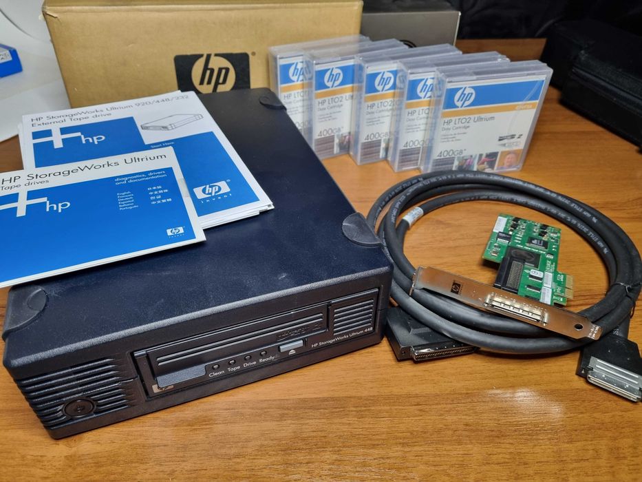 HP StorageWorks ULTRIUM 448 DW017B BRSLA-0404-DC LTO-2 SCSI tape drive