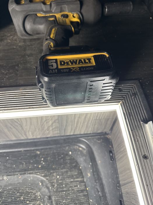 Protectie silicon Dewalt impact si baterii