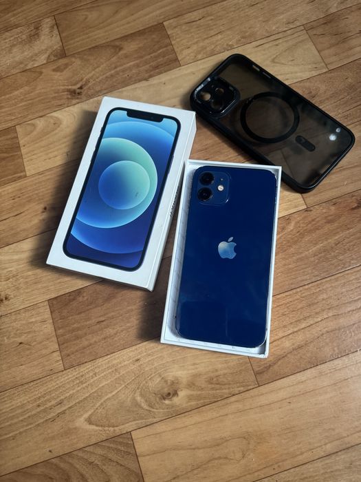 Продам Телефон Айфон 12