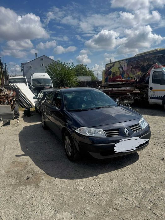 Dezmembrez Renault Megane