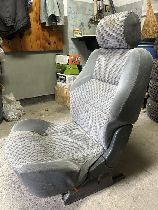 Шофьорска седалка за Renault Espace II